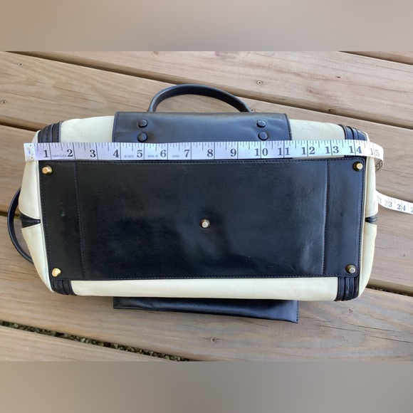 Authentic CHLOE ALICE - super cute leather bag 💖💖 - Picture 12 of 16